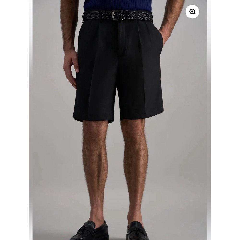 Haggar Cool 18 Pro Short Pleated Expandable Waist Black Size 42 Regular Fit